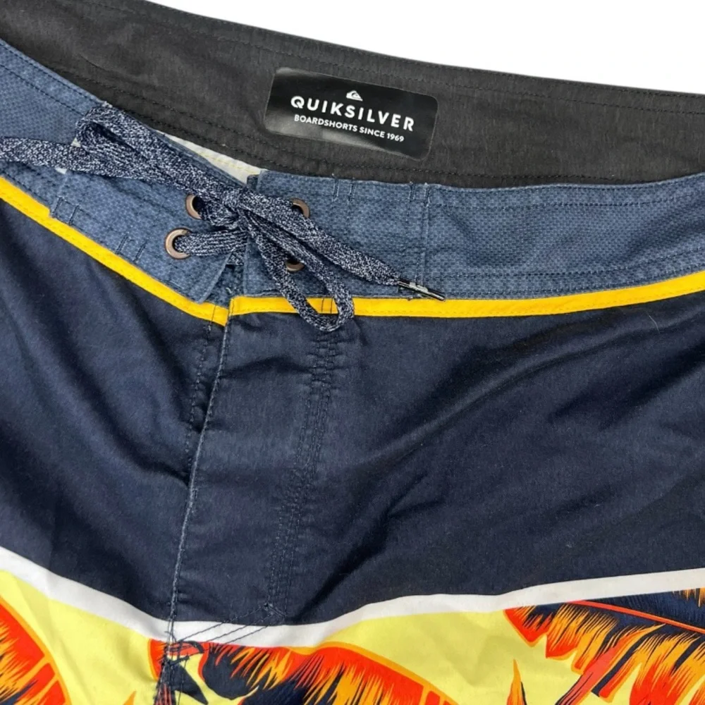 Quiksilver yellow & navy palm leaf blue board Shorts swimwear summer trunks